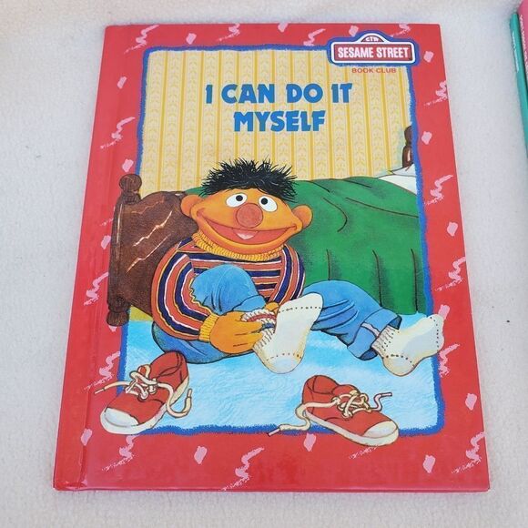 Sesame Street hardback books bundle of 4 - Picture 2 of 14